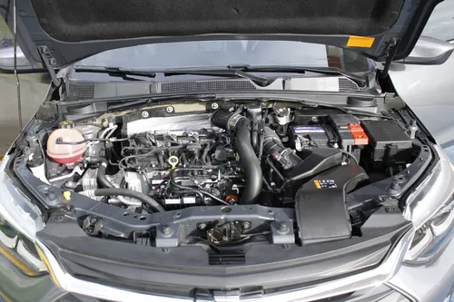 Chevrolet Onix 1.0T Premier Sedan At