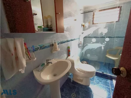 Buen Acceso Con Buena Iluminación(mls#247571)