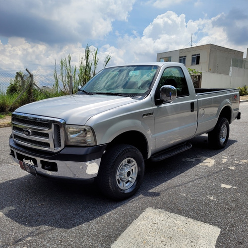 Ford F-250 3.9 Xl 4x4 2p