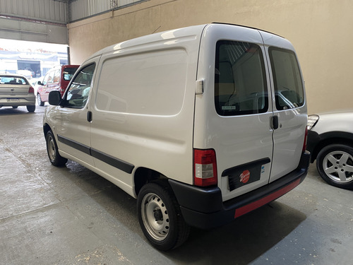 Peugeot Partner 1.6 Hdi Furgon Confort 92