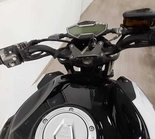 Imagen 2 de 2 de Cf Moto Rz400