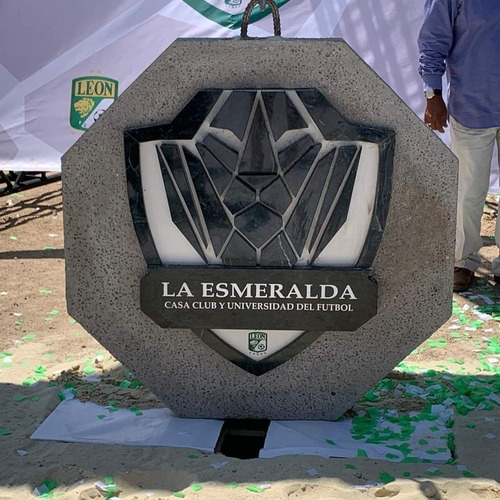 Imagen 3 de 10 de Terreno Comercial Cd. Maderas Leon
