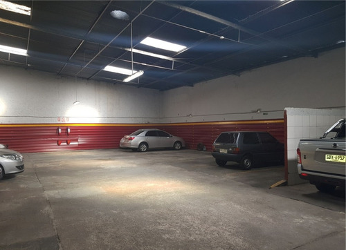 Venta Parking Con Renta 459 M2 - 23 Lugares - Centro
