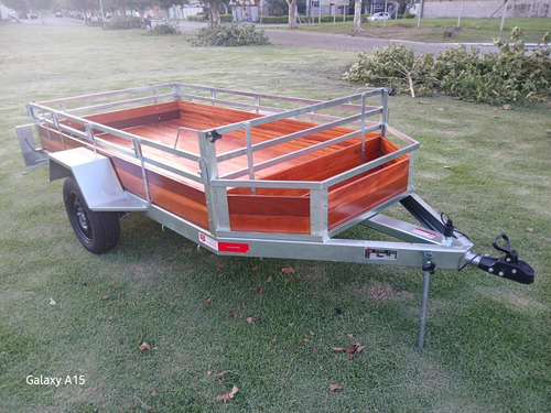 Carretinhas Reboque 1,40 X 2,50 Reforçada Pneu Novos