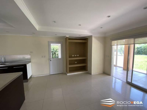 Imagen 10 de 23 de Distinguida Propiedad A La Venta En Barrio Cerrado Santa