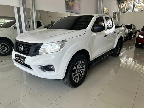 Nissan NP300 Frontier 2.5 Cd 4X4 Se Mt 4P