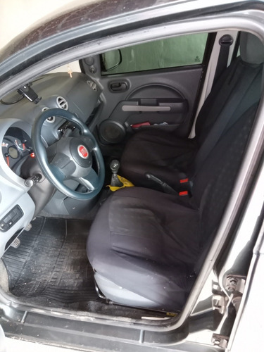 Imagem 5 de 8 de Fiat Uno 2012 1.0 Vivace Flex 5p