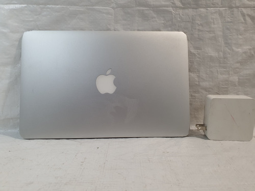 Macbook Air 2014 Core I5 Funcionando Perfecto Sin Cuentas