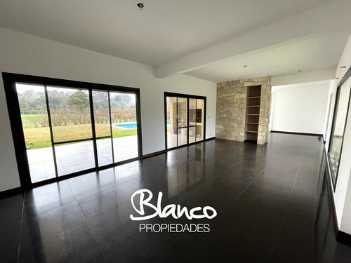 Casa En Venta En Haras Santa Maria, Barrio Las Lomas, Escobar, G.b.a. Zona Norte