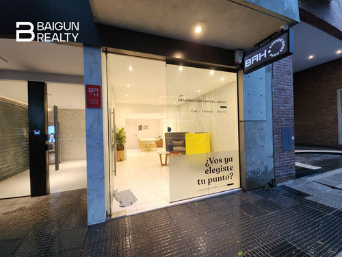 Local En Alquiler Y/o Venta En Recoleta