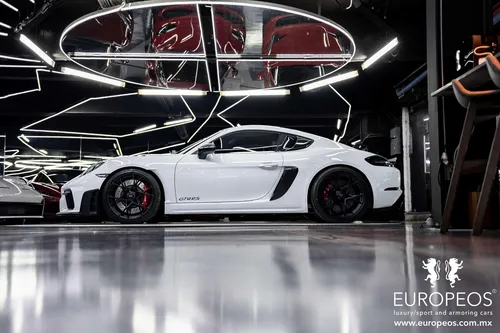 Porsche Gt4 Rs Weissach