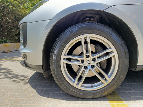 Porsche Macan R4 II