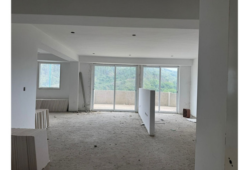 En Venta Apartamento De 113 Mts2 + 27.5 Mts2 De Terraza