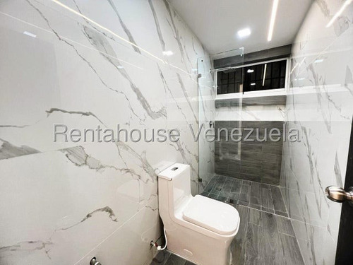 Bello Apartamento En Venta Urb El Bosque Las Delicias Acepta Financiamiento 25-11173 Hc