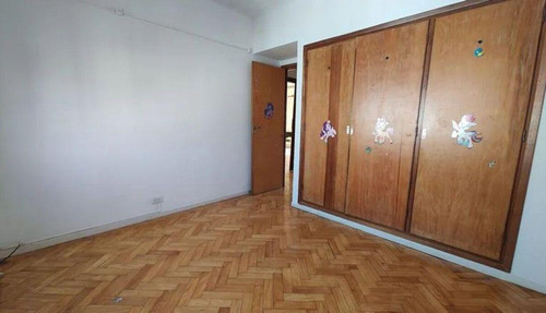 Departamento En Venta - 3 Dormitorios 2 Baños - 86mts2 - Flores
