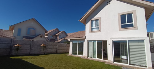 Hermosa Casa En Arriendo Asiii, Linderos Buin.