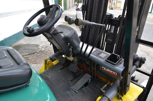 Autoelevador Komatzu Modelo: Fd 257-16d Año: 2008