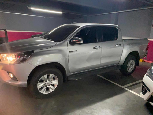 Toyota Hilux 2.8 Cd Srv 177cv 4x2 2016