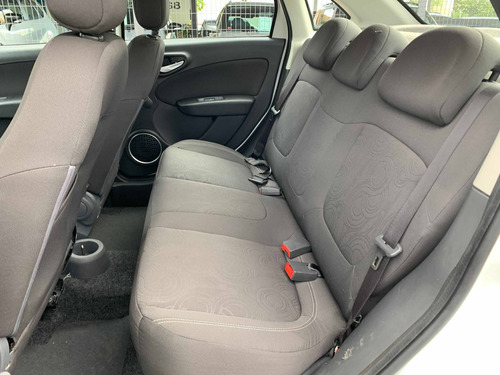 Fiat Grand Siena 1.4 Mpi Attractive 8v Flex 4p Manual