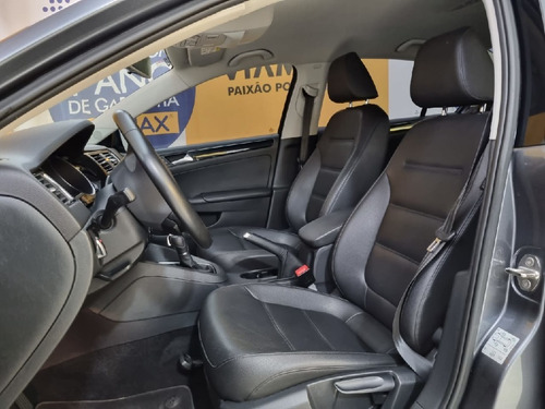 Imagem 8 de 10 de Volkswagen Jetta