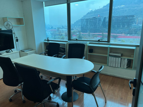 Venta / Arriendo Oficina 2 Privados A. Bello Con M. Montt