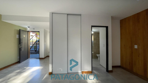 Venta Departamento De 55m2  Uf10 En Complejo Epulafquen, Villa La Angostura