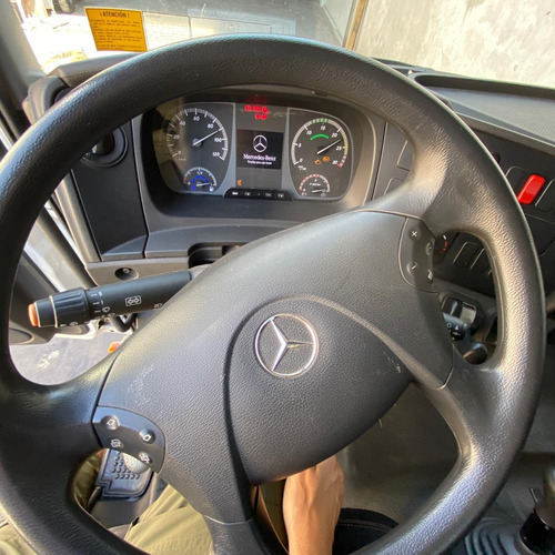 Mercedes Benz 1720