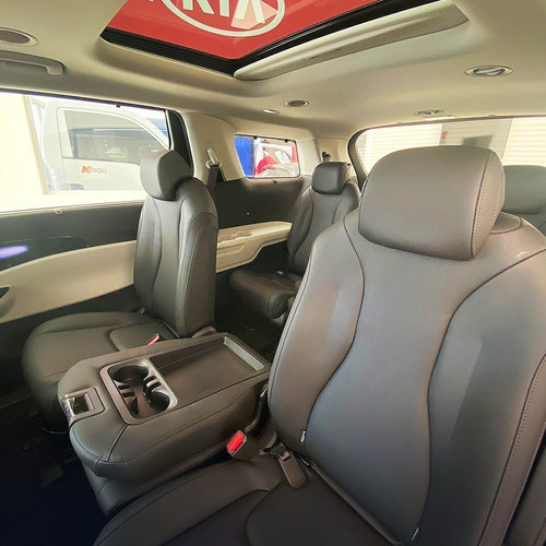 Imagen 16 de 25 de Kia Carnival Sx 2.2 At