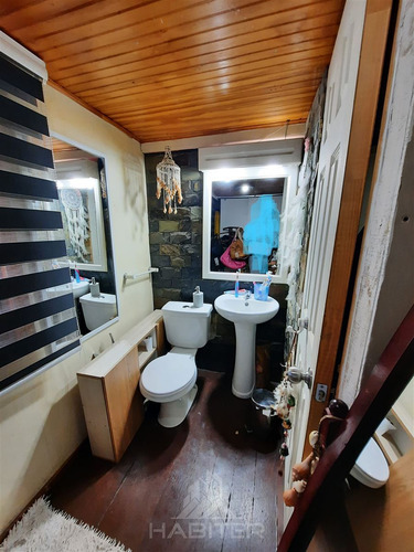 Amplia Casa Esquina En Venta De 3 Dorm. 2 Baños En Curicó