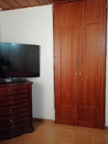 Imagen 6 de 10 de Se Vende Apartamento En San Jacinto 04243162405