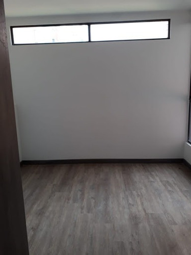 Apartamento En Arriendo Santa Ana 1092-732