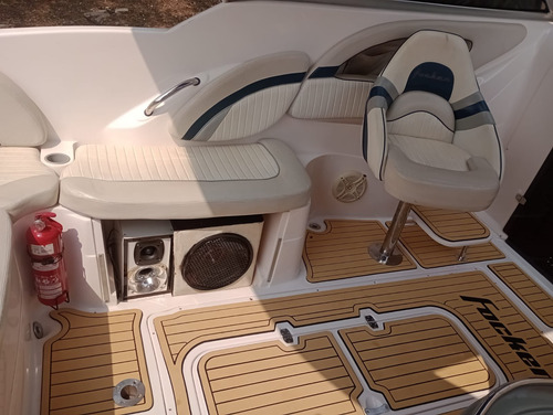 Lancha Focker 255 Cabinada 2008 Phantom Solara Nhd