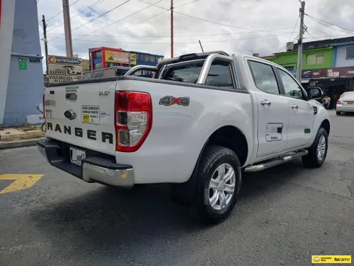 Ford Ranger 3.2 XLT AT