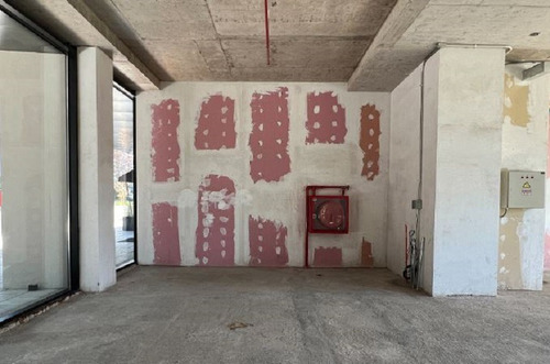 Local Comercial Para Habilitar En Nueva Las Condes