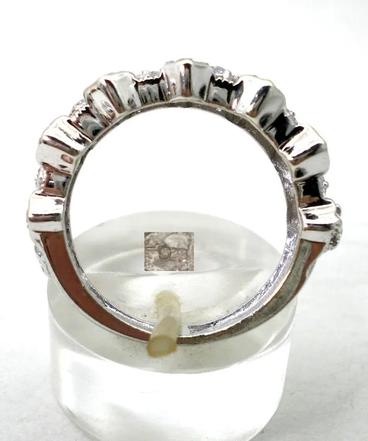 Anillo De Plata 925 Y Zafiros Blancos Art001