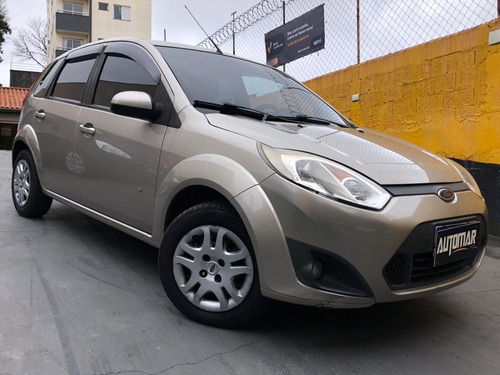Imagem 3 de 18 de Ford Fiesta Se 1.6 2014 Completo Flex