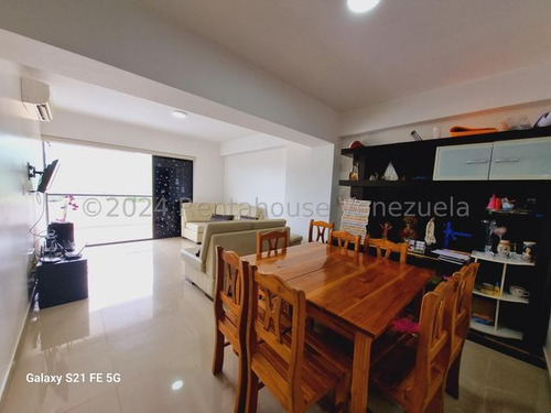 Apartamento En Venta Guatire Frutas Condominio Fn