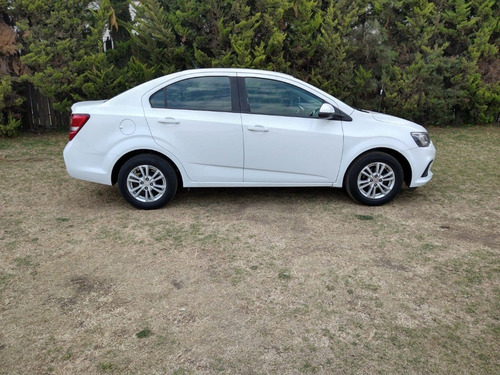 Imagen 3 de 16 de Chevrolet Sonic 1.6 Ls Mt