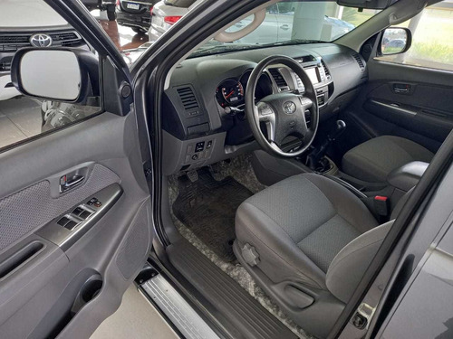 Toyota Hilux Srv 4x2 2015