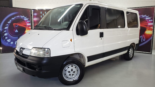 Imagem 1 de 7 de Peugeot Boxer Minibus 2.3 Minibus 16l Diesel. 2011/2012