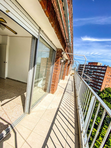 Imagen 21 de 30 de Venta Apartamento 2 Dormitorios Con Vista A La Playa Mansa, Punta Del Este