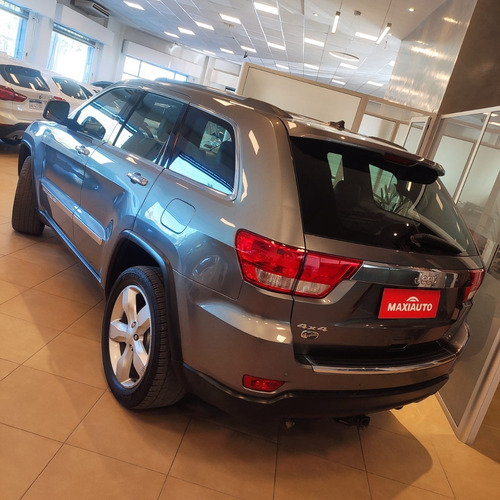 Imagen 5 de 14 de Jeep Grand Cherokee Overland