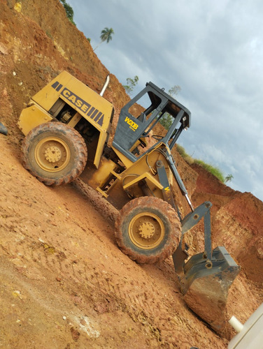 Pá Carregadeira Case W20b Ano 88