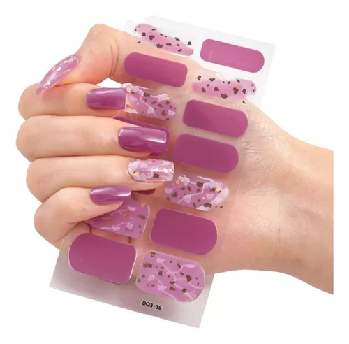 Manicura con stickers: qué es y cómo hacer uñas con pegatinas