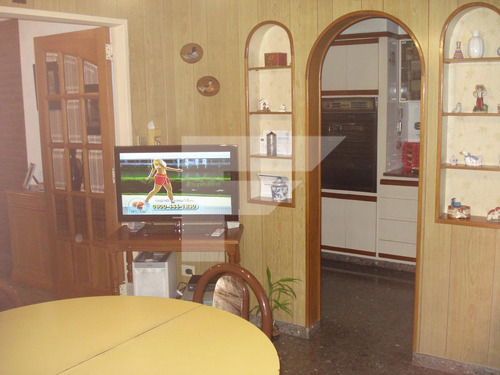 Casa - Jose Leon Suarez