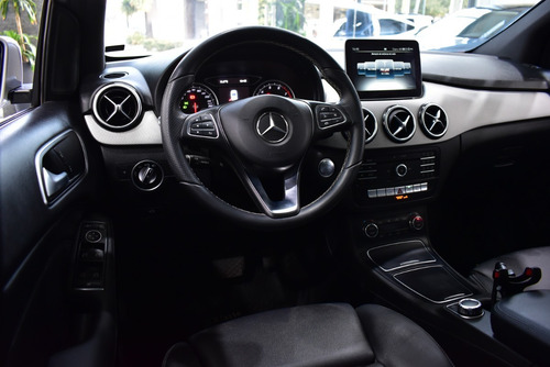 Imagen 9 de 12 de Mercedes Benz Clase B B200 1.6 Edition 156cv At 2017