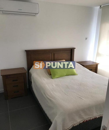 Imagen 4 de 4 de Apartamento En Alquiler Anual