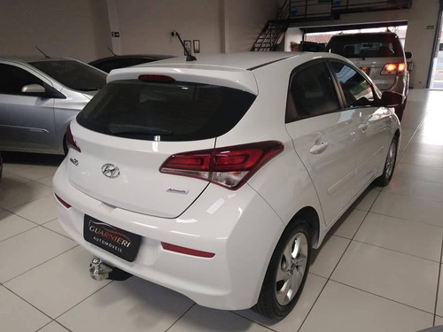 Imagem 6 de 11 de Hyundai Hb20 1.6 Comfort Style 16v Flex 4p Automático