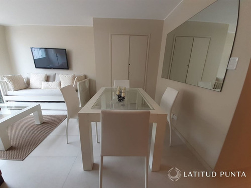 Imagen 4 de 11 de Apartamento En Península, 1 Dormitorio