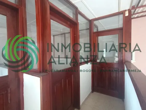 Bodega En Arriendo En La Libertad. Cod A16914
